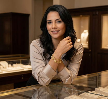 Pulsera "Ocean Luxe" – Dijes Marinos en Acero Inoxidable Dorado