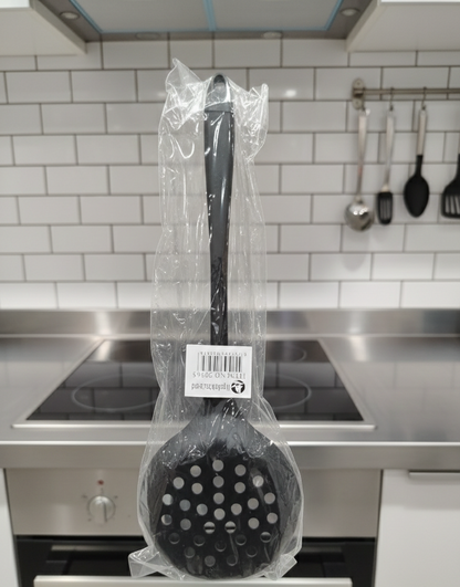 cuchara-colador-espumadera-negra-vimarq.com-El-Salvador