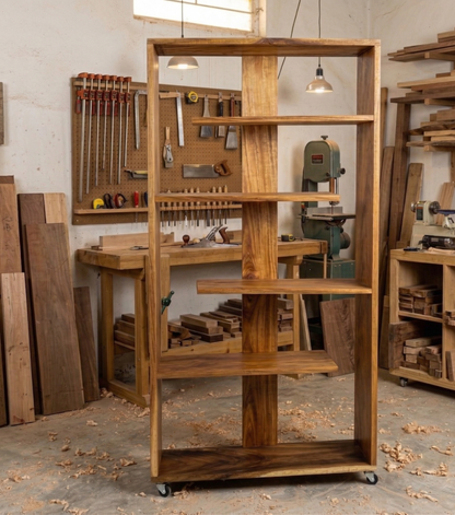 estanteria-moderna-madera-conacaste-maciza-con-ruedas-vimarq - vimarq.com | El Salvador