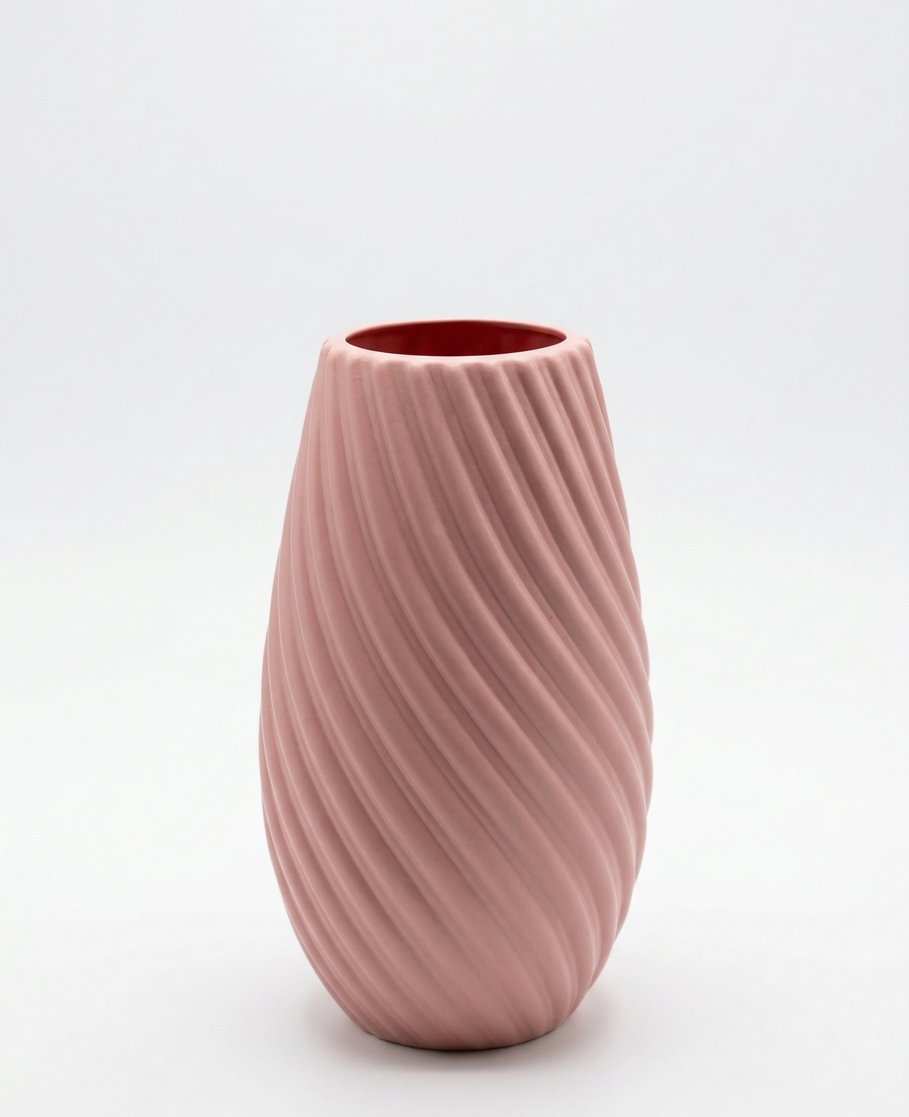 lorero-diseno-torcido-relieve-lineal-plastico-mate-vimarq