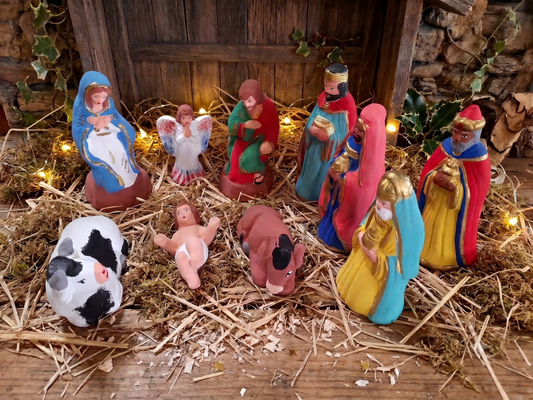 nacimiento-tradicional-colorido-vimarq.com-El-Salvador