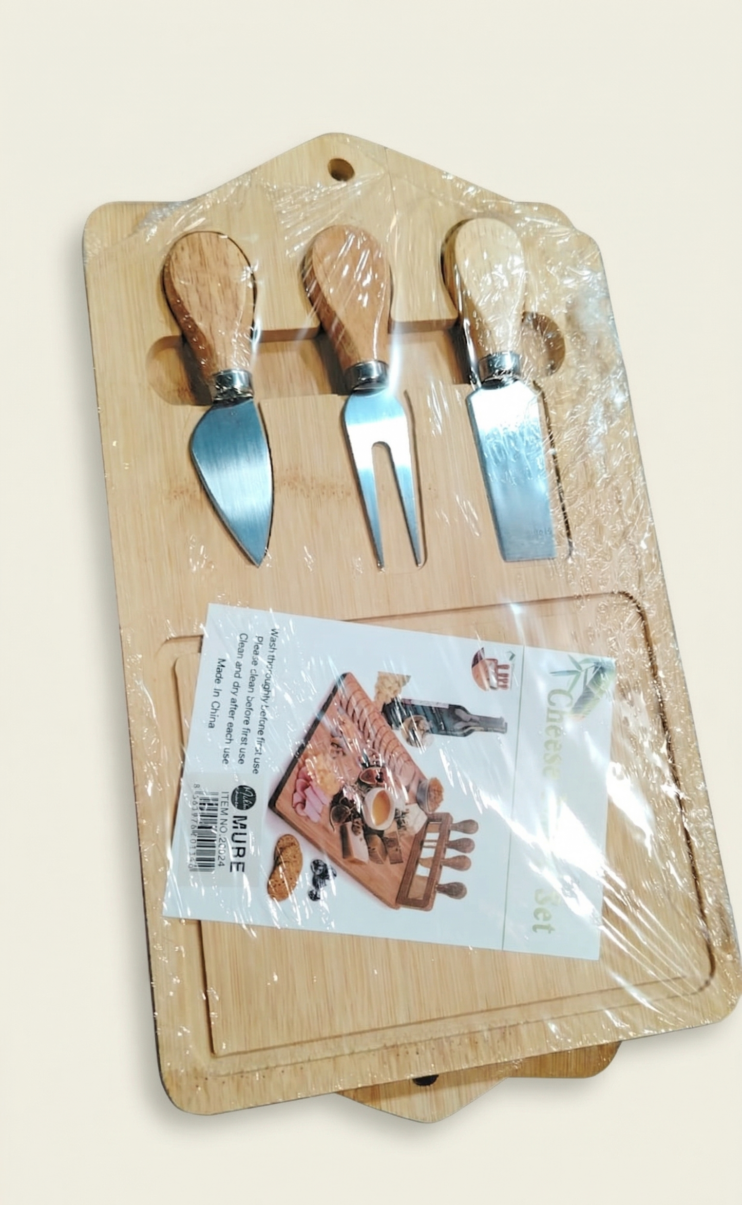 tabla-para-quesos-bambu-con-cuchillos-vimarq.com-el-salvador